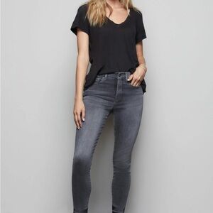 Good American Good Legs Raw Edge Charcoal Skinny Jeans